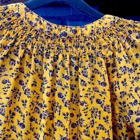 Stitch Fix Violets & Roses floral top​​​​​​​​​​​​​​​​​​​​​​ - Picture 2 of 6